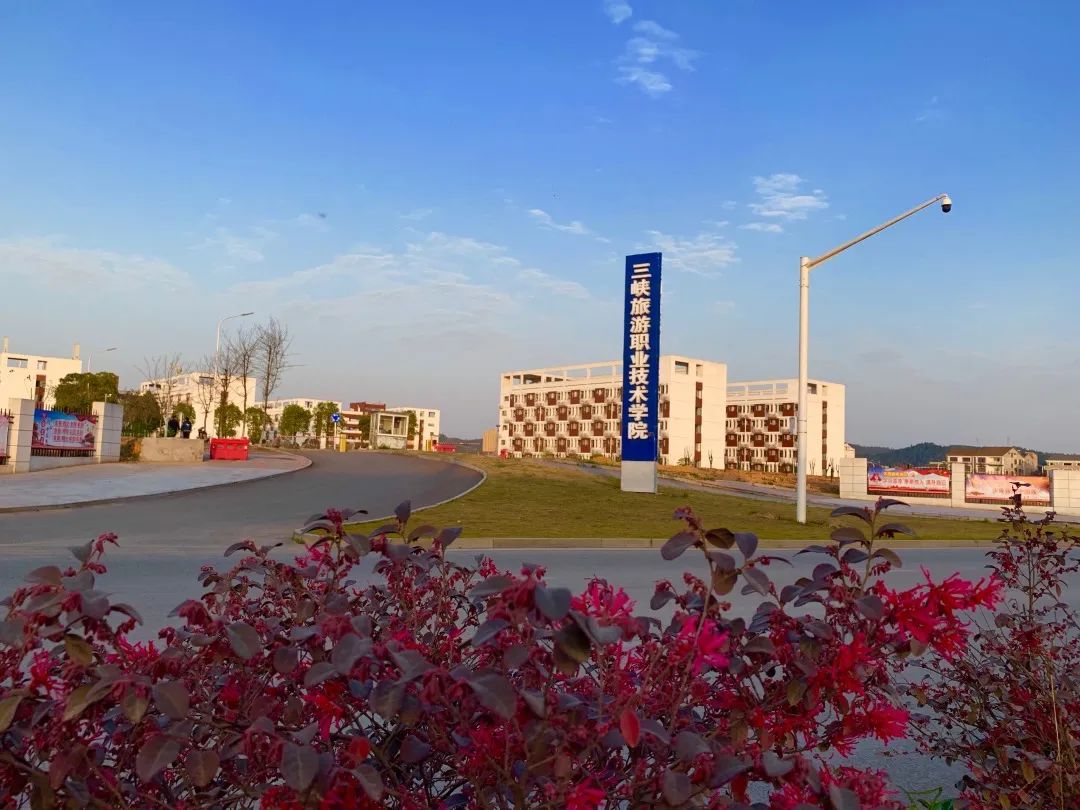 &ldquo;學生還未畢業就被簽約&rdquo;，這所職校的特色專業厲害了！