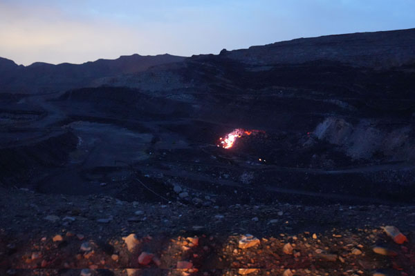 年燒損優質煤百萬噸　賀蘭山煤層自燃&ldquo;百年頑疾&rdquo;待解