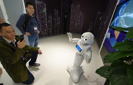 5G商用多領域&ldquo;踩點&rdquo;　萬億級產業群顯山露水